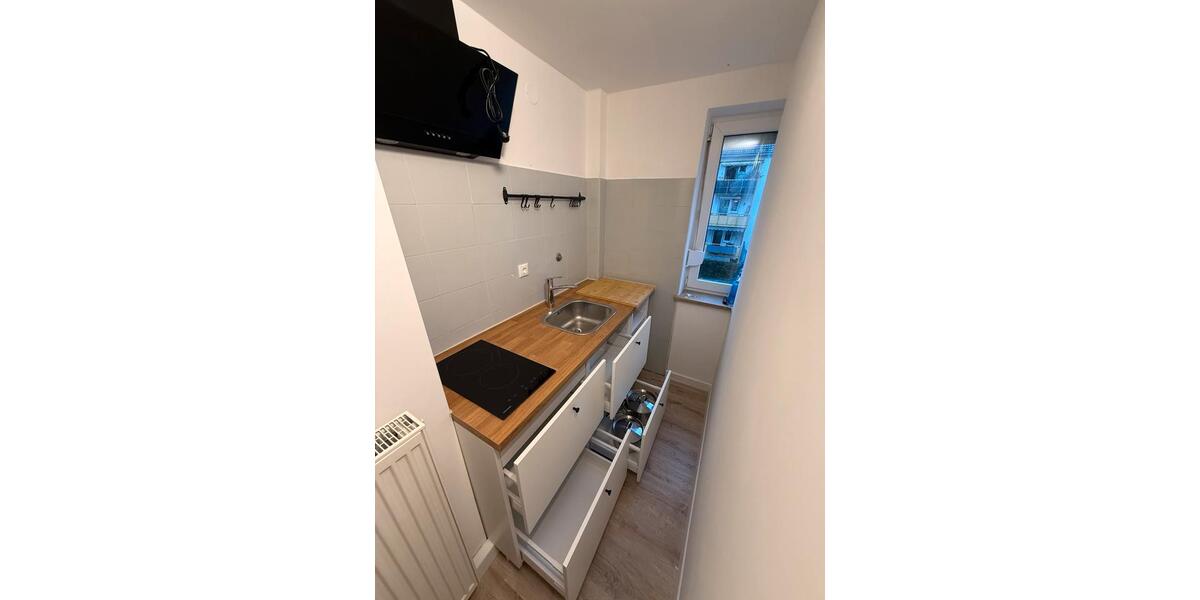 Modern saniertes WG Drachenfelsstr. 3 80997 München 3 zimmer