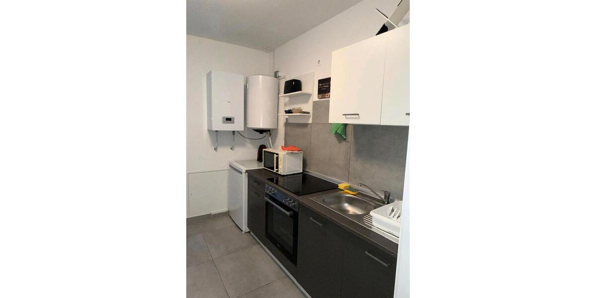 Wohnen auf Zeit Crimmitschau - 3 Zimmer, 100 m&sup2;, 17&euro; | Angebot:24222864