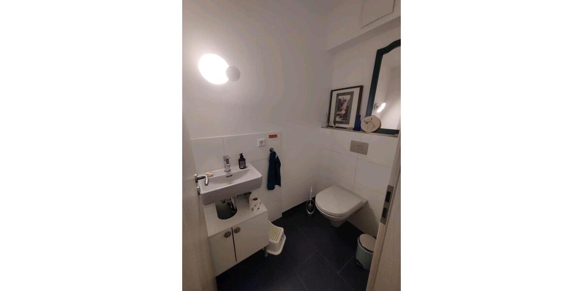 Erdgeschoßwohnung Detmold - 4 Zimmer, 125 m&sup2;, 1.188&euro; | Angebot:25284278