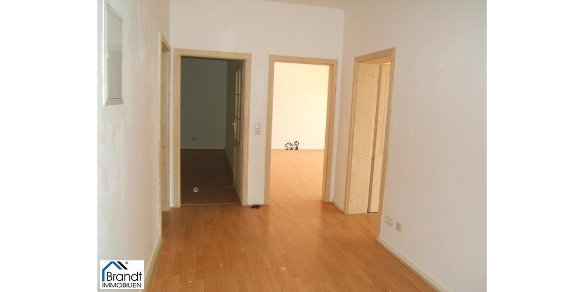 Attraktive Altbauwohnung am Rande der Stadt! 4 zimmer
