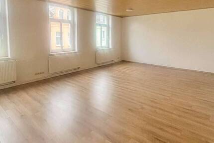 Wohnung Oelsnitz/Vogtl. Oelsnitz - 2 Zimmer, 82 m&sup2;, 576&euro; | Angebot:26732952