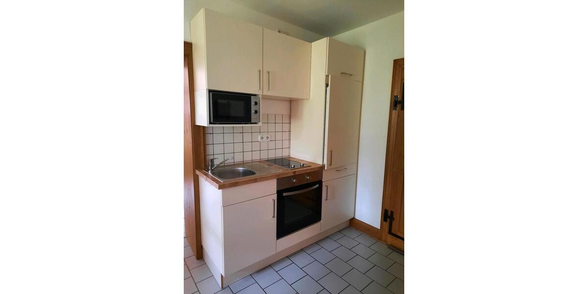 Etagenwohnung Contwig - 2 Zimmer, 40 m&sup2;, 380&euro; | Angebot:25982053