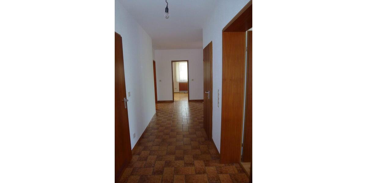 Erdgeschoßwohnung Röttenbach - 3 Zimmer, 144 m&sup2;, 1.050&euro; | Angebot:26129638