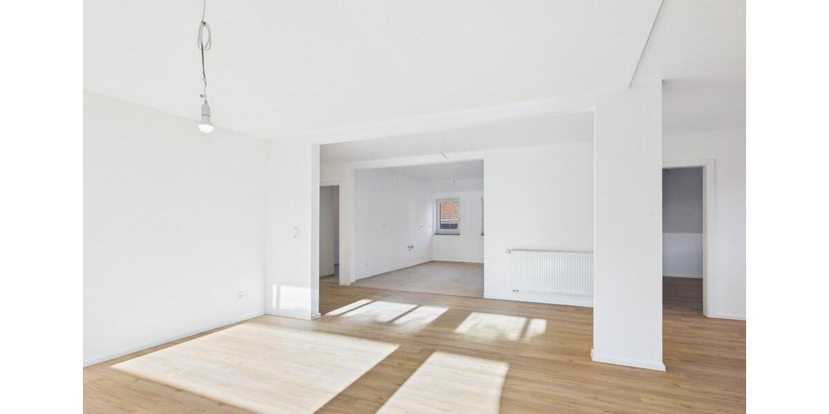 Etagenwohnung Blaubeuren - 5 Zimmer, 194 m&sup2;, 1.900&euro; | Angebot:25291577