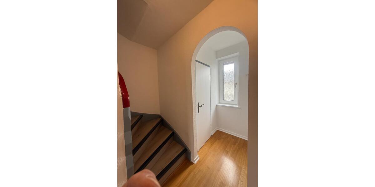 Etagenwohnung Hameln - 5 Zimmer, 95 m&sup2;, 750&euro; | Angebot:26580614