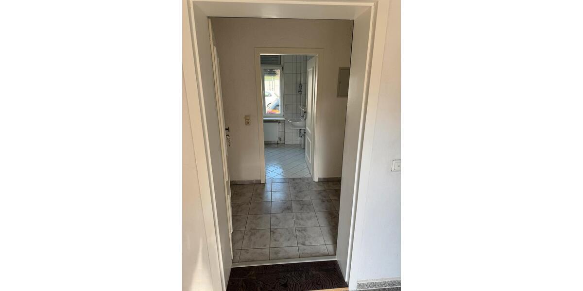 Erdgeschoßwohnung Netzschkau - 1 Zimmer, 35 m&sup2;, 240&euro; | Angebot:26480550