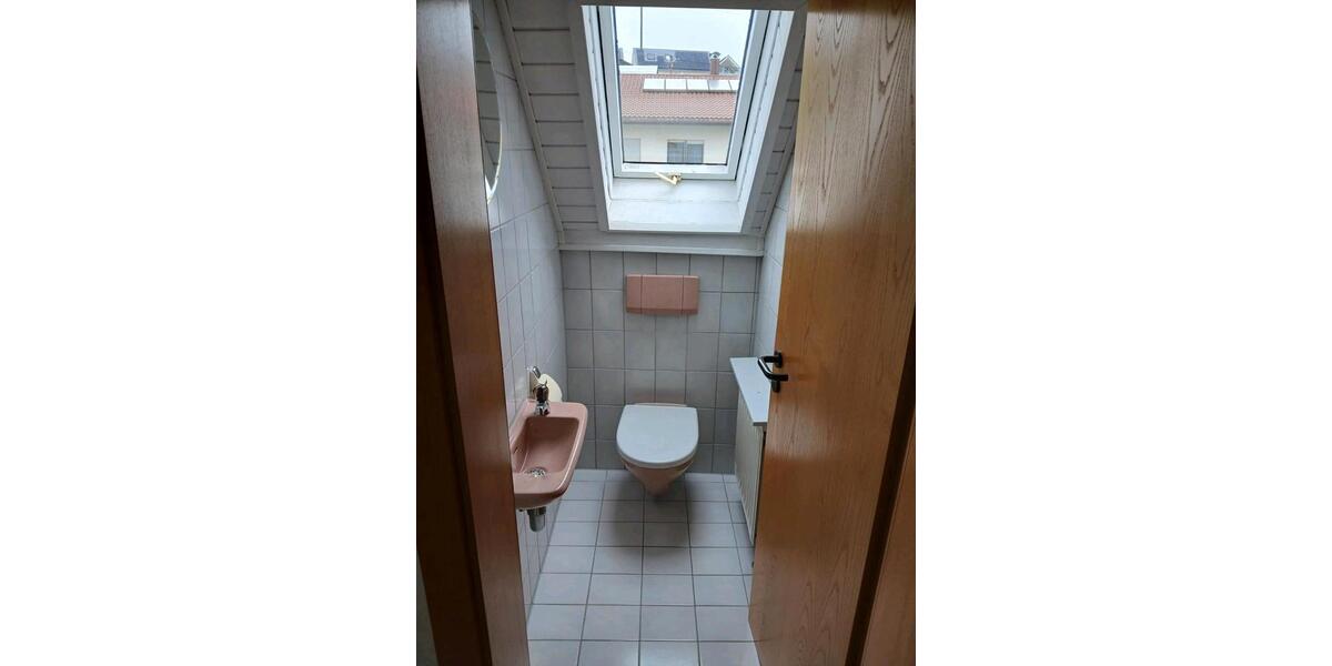 Dachgeschoßwohnung Westerheim - 2.5 Zimmer, 75 m&sup2;, 850&euro; | Angebot:26619590