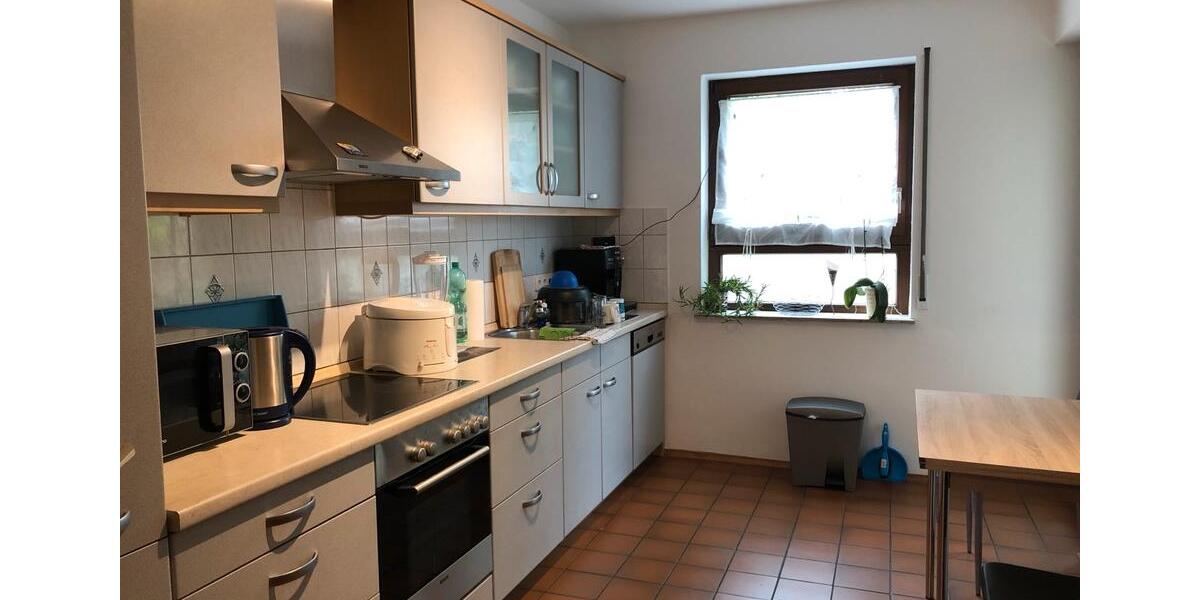 Wohnen auf Zeit Bensheim - 1 Zimmer, 90 m&sup2;, 10&euro; | Angebot:26089946