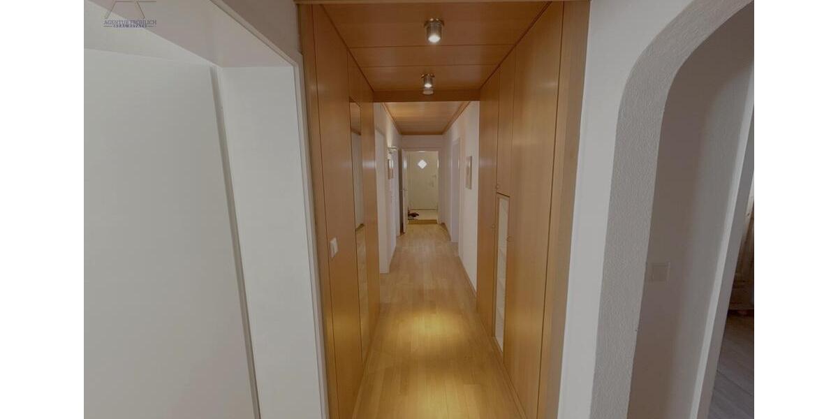 Erdgeschoßwohnung Otterfing - 3.5 Zimmer, 95 m&sup2;, 1.760&euro; | Angebot:25652543