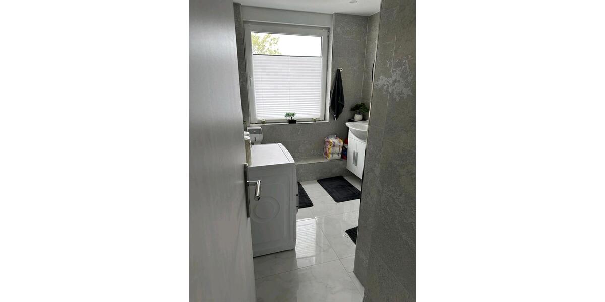 Dachgeschoßwohnung Bochum Bochum-Mitte - 3 Zimmer, 78 m&sup2;, 980&euro; | Angebot:26704953