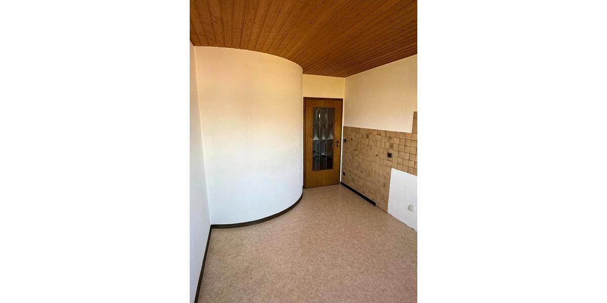 Dachgeschoßwohnung Sinzig - 2.5 Zimmer, 100 m&sup2;, 800&euro; | Angebot:26621581