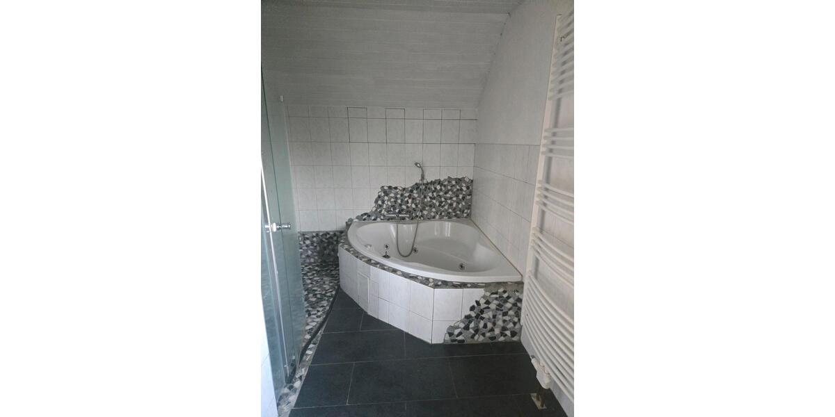 Haus zu vermieten , sofort frei 6 zimmer