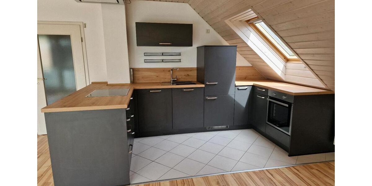 vermiete 2,5 Zimmer -DG-Wohnung in Mutlangen ab 01.07.2026 2.5 zimmer