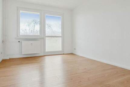 Wohnung Neustadt in Sachsen Neustadt - 4 Zimmer, 74 m&sup2;, 448&euro; | Angebot:25768274