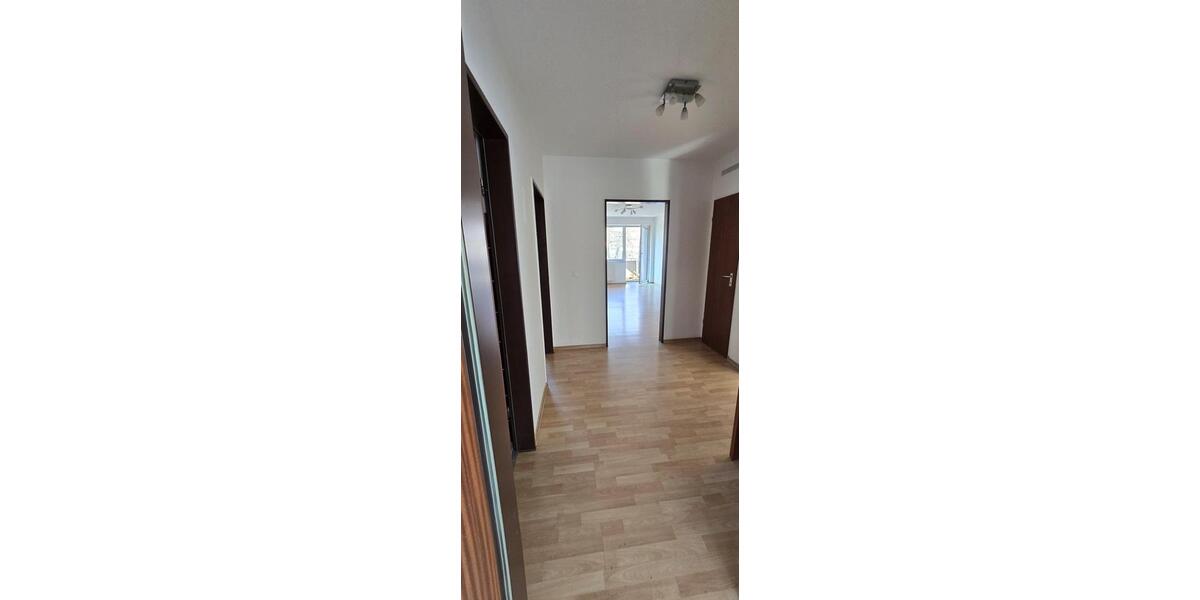 Etagenwohnung Duisburg - 2 Zimmer, 62 m&sup2;, 454&euro; | Angebot:26633944