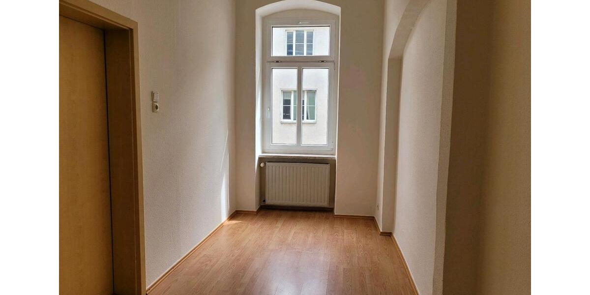 Etagenwohnung Schleiz - 2 Zimmer, 50 m&sup2;, 320&euro; | Angebot:26592450