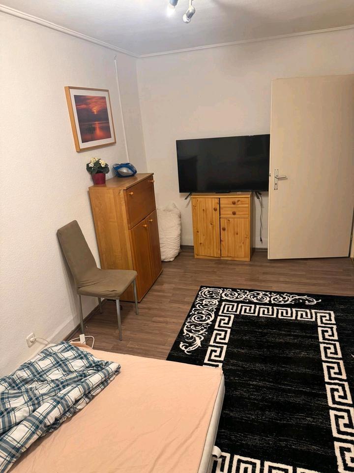 WG Zimmer NUR FÜR FRAU