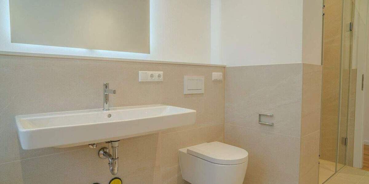 Etagenwohnung Frankfurt am Main Hausen - 4 Zimmer, 145 m&sup2;, 3.400&euro; | Angebot:25736904