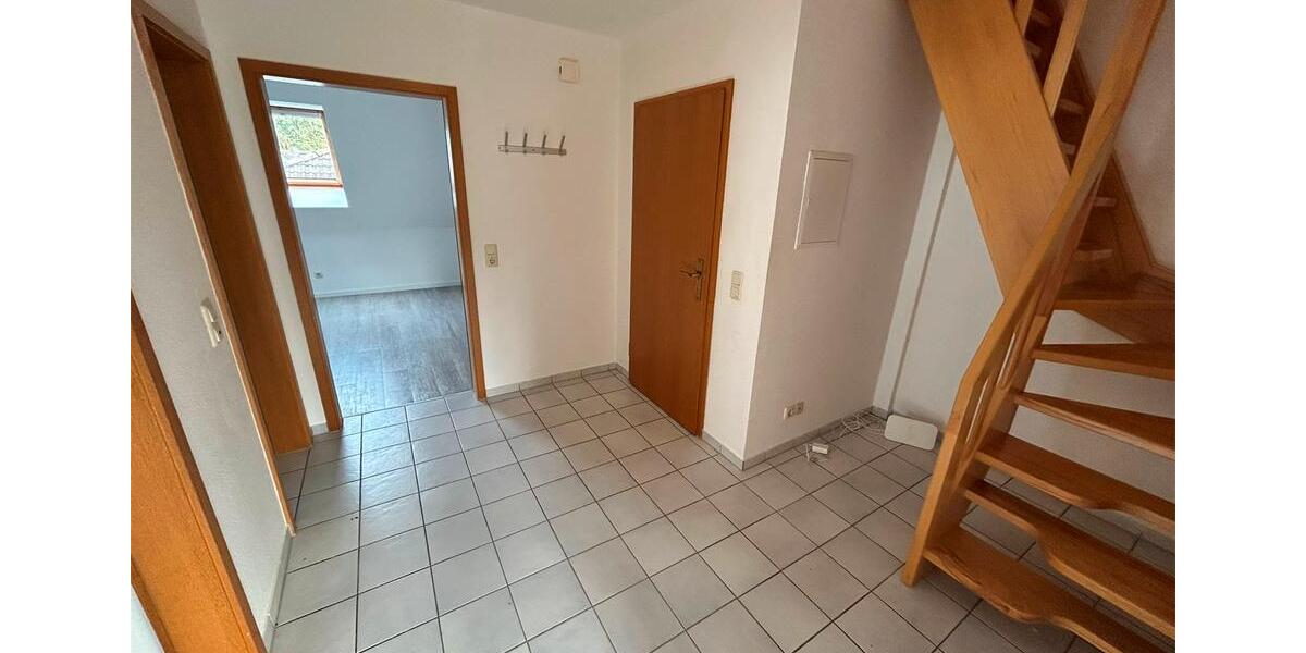 Etagenwohnung Nienburg (Weser) - 4 Zimmer, 88 m&sup2;, 600&euro; | Angebot:23631713