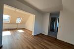 Dachgeschoßwohnung Stralsund - 3 Zimmer, 83 m&sup2;, 820&euro; | Angebot:26477490