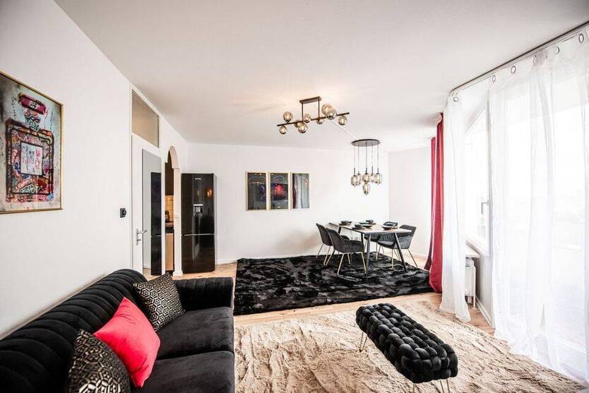 Luxuriöse 2-Zimmer-Wohnung mit Balkon