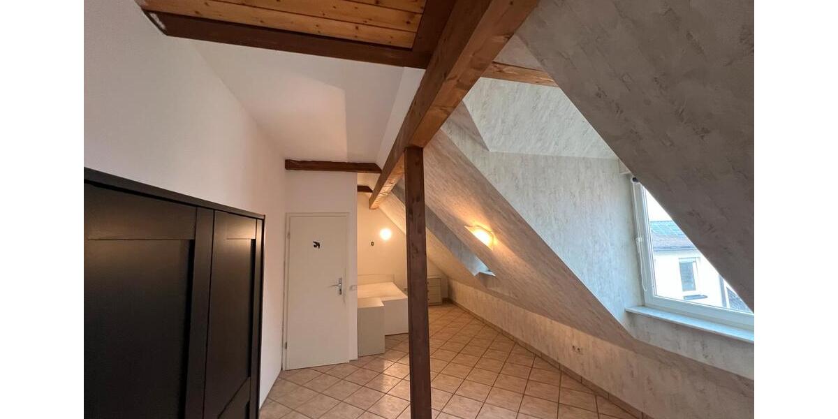 Wohnen auf Zeit Rosbach vor der Höhe - 1 Zimmer, 17 m&sup2;, 400&euro; | Angebot:26652594