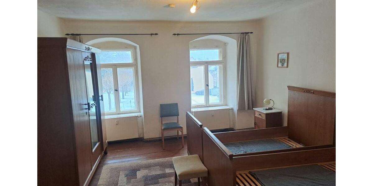 Etagenwohnung Roßwein - 2 Zimmer, 63 m&sup2;, 285&euro; | Angebot:25902822