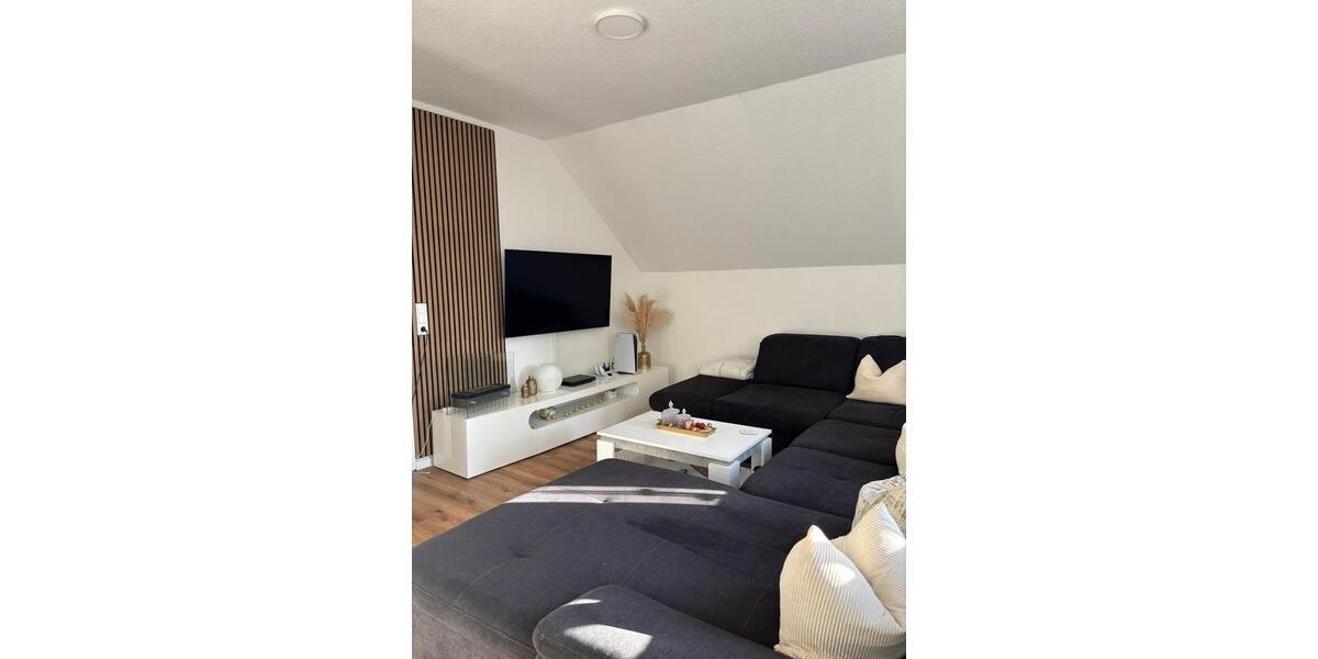 Dachgeschoßwohnung Upgant-Schott Schott - 3 Zimmer, 65 m&sup2;, 650&euro; | Angebot:25381865