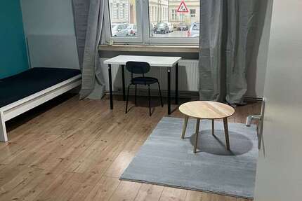 Wohnung Essen Stadtbezirk VI - 1 Zimmer, 16 m&sup2;, 350&euro; | Angebot:24453204