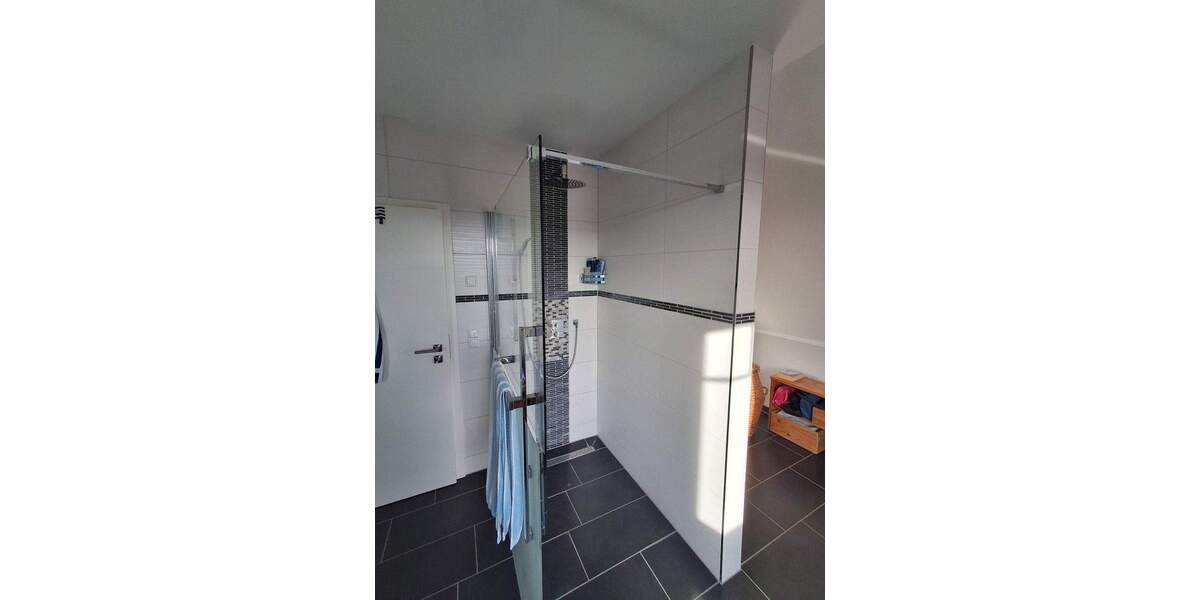 Einfamilienhaus Neuruppin - 5 Zimmer, 170 m&sup2;, 1.700&euro; | Angebot:25819994