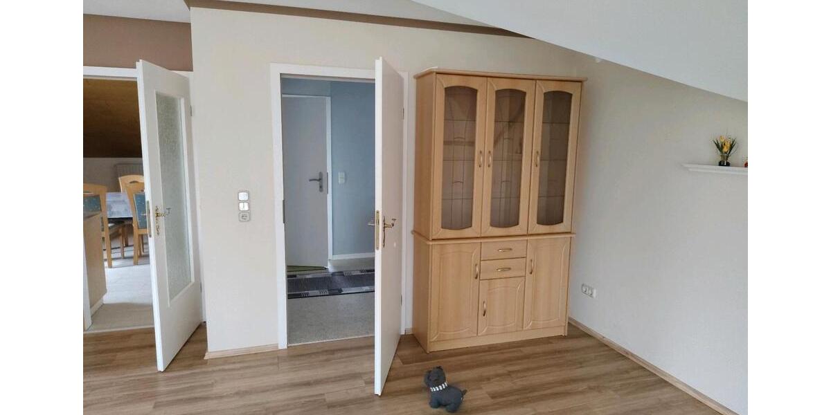 Dachgeschoßwohnung Rötz - 4 Zimmer, 100 m&sup2;, 500&euro; | Angebot:26101485