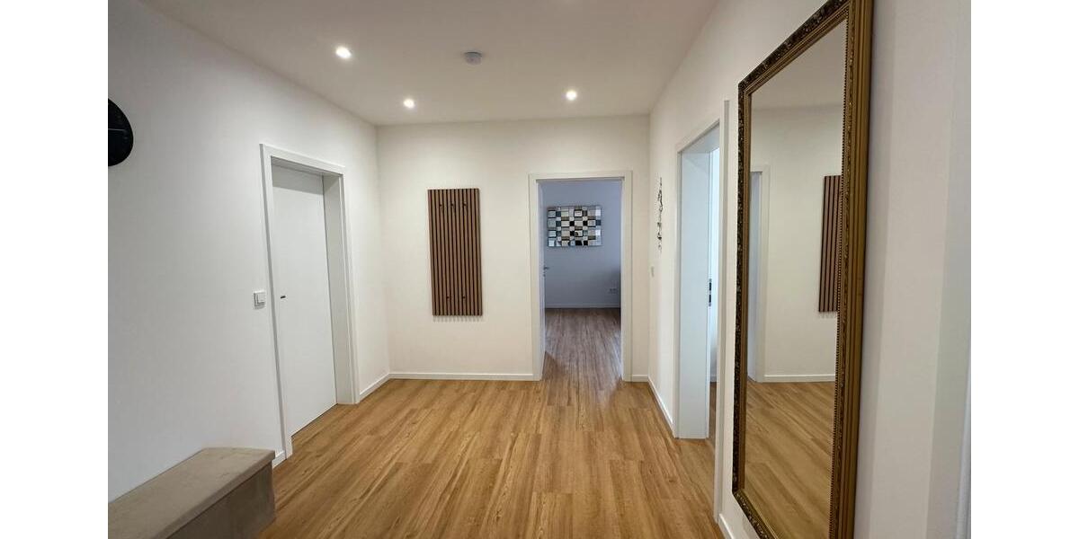 Wohnen auf Zeit Rösrath - 3 Zimmer, 80 m&sup2;, 2.500&euro; | Angebot:25943624