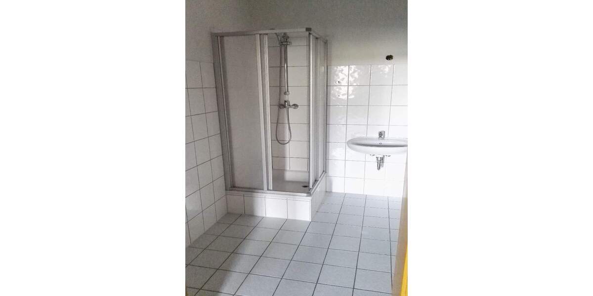 Etagenwohnung Riesa Innenstadt - 4 Zimmer, 150 m&sup2;, 700&euro; | Angebot:25688438