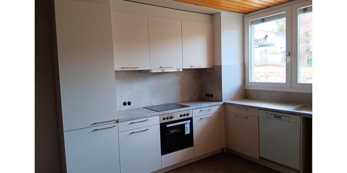 Erdgeschoßwohnung Waldshut-Tiengen Tiengen - 3.5 Zimmer, 110 m&sup2;, 950&euro; | Angebot:25150157