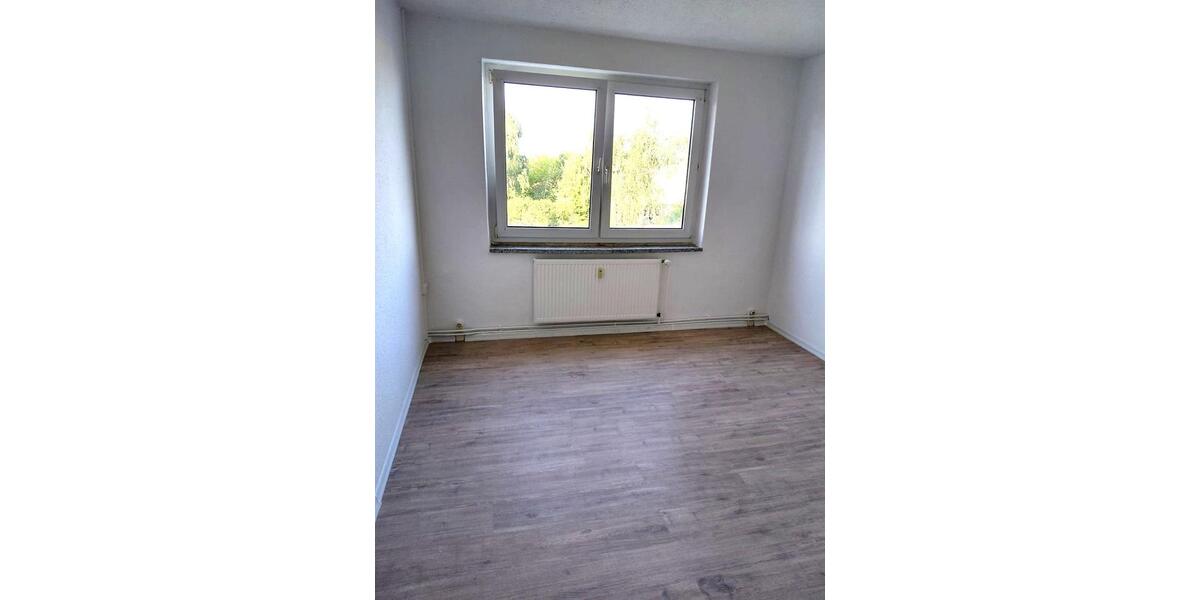 Etagenwohnung Löcknitz - 3 Zimmer, 65 m&sup2;, 357&euro; | Angebot:23511762