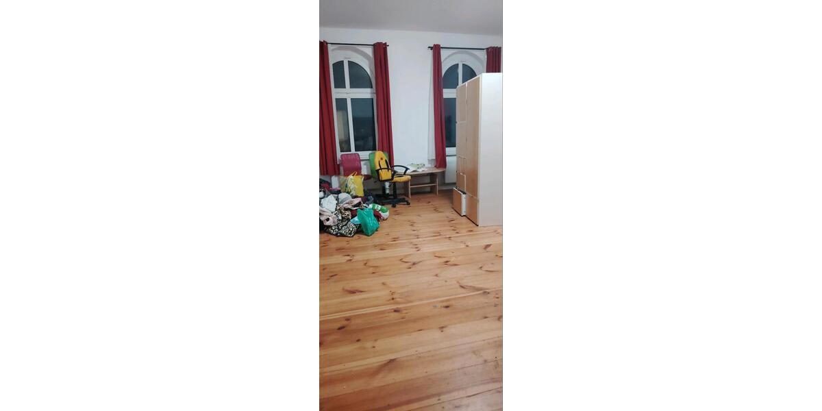Etagenwohnung Forst (Lausitz) - 4 Zimmer, 128 m&sup2;, 1.220&euro; | Angebot:26033722