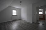 Dachgeschoßwohnung Bebra - 3 Zimmer, 93 m&sup2;, 580&euro; | Angebot:24682533