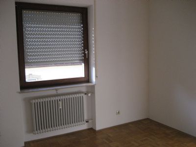 Sonnige 4-Zimmer-Wohnung mit Dachstudio & Südbalkon - zentrumsnah - Maisonettenwohnung Villingen-Schwenningen Schwenningen | Angebot:25942385