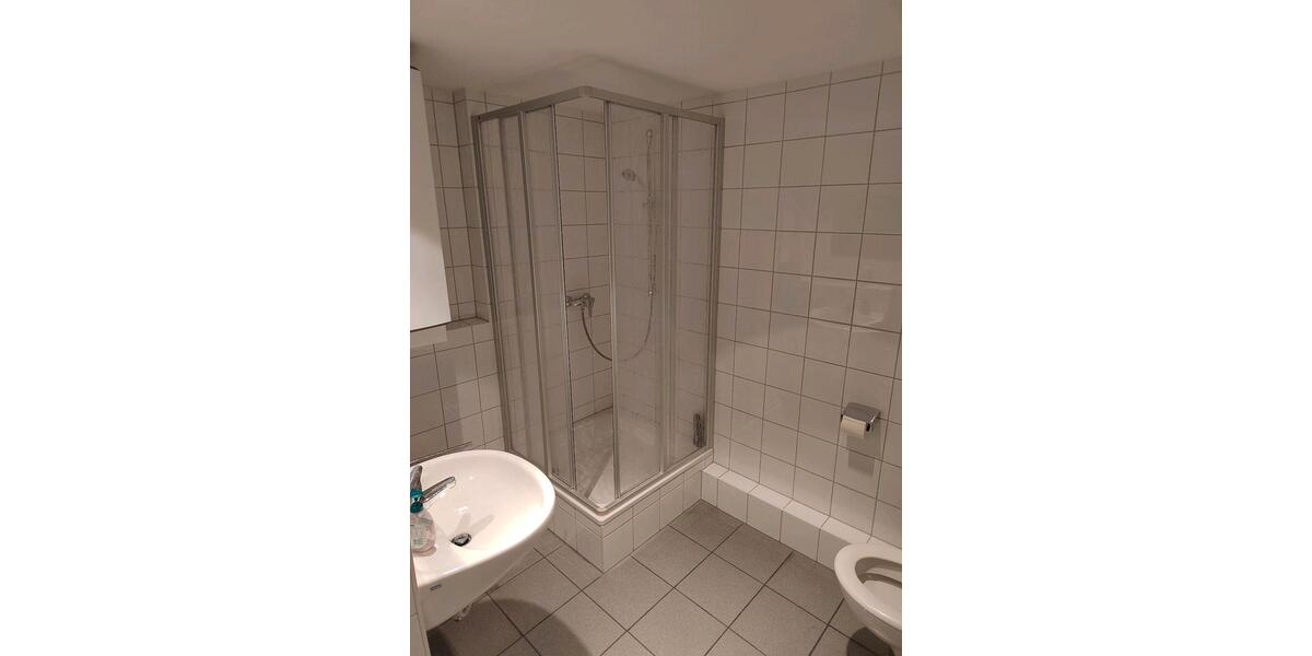 Etagenwohnung Kumhausen - 1 Zimmer, 70 m&sup2;, 900&euro; | Angebot:26700349