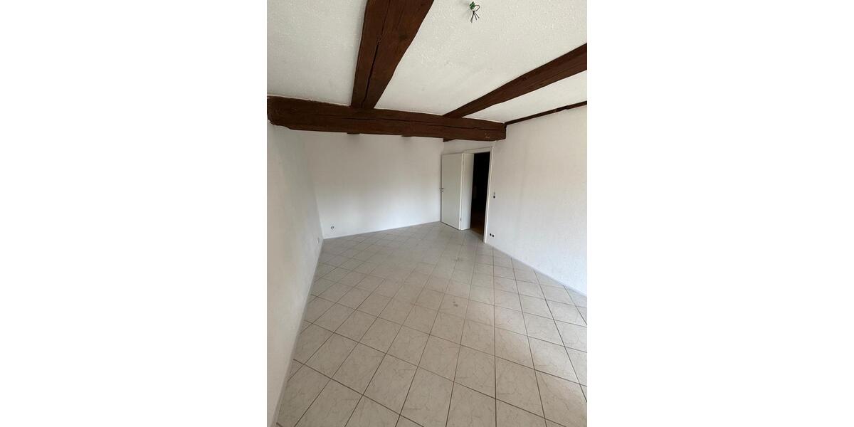 Etagenwohnung Rottweil - 4 Zimmer, 150 m&sup2;, 1.200&euro; | Angebot:24659609