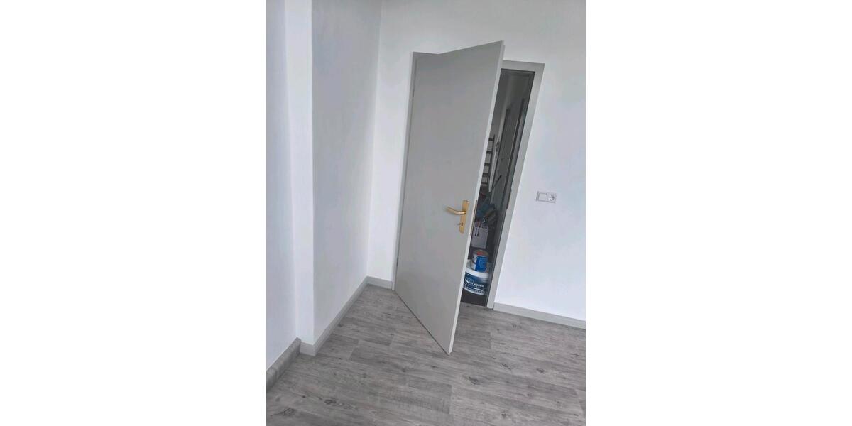 Etagenwohnung Kemberg - 4 Zimmer, 86 m&sup2;, 902&euro; | Angebot:25415692