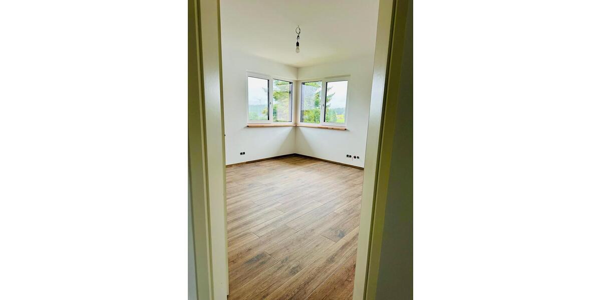 Einfamilienhaus Schleiden - 3 Zimmer, 145 m&sup2;, 1.700&euro; | Angebot:26630965