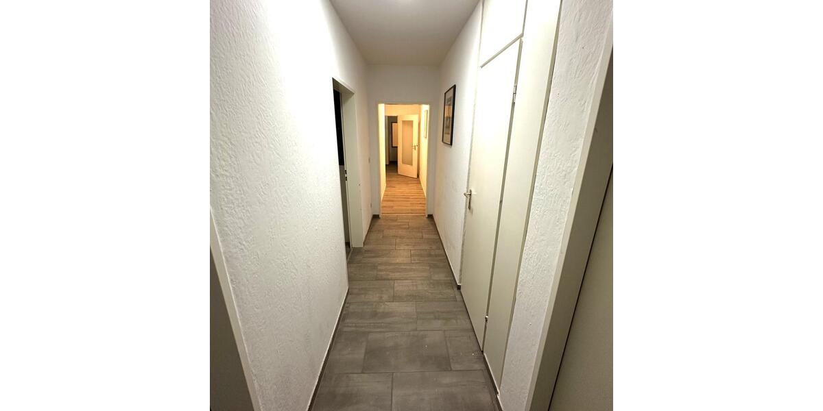 Wohnen auf Zeit Duisburg Essenberg - 57 Zimmer, 1.550 m&sup2;, 15&euro; | Angebot:23784944