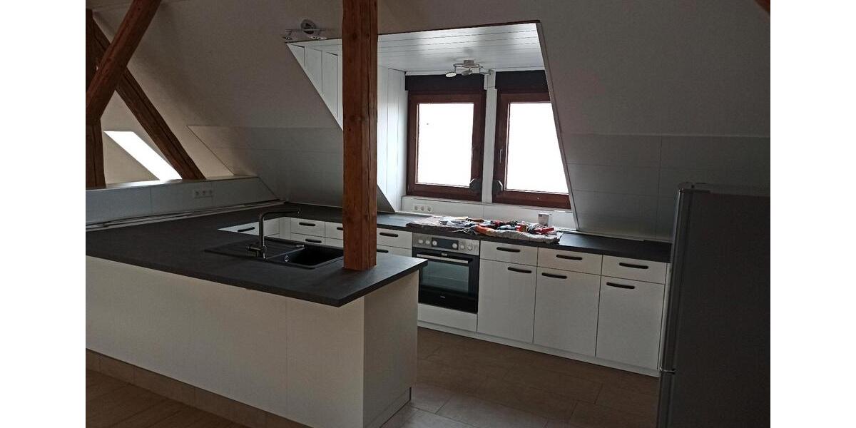 Dachgeschoßwohnung Schkeuditz - 1 Zimmer, 70 m&sup2;, 1.000&euro; | Angebot:24425979