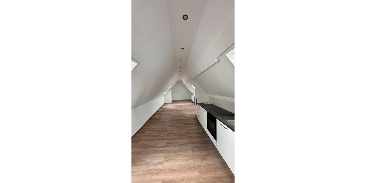 Dachgeschoßwohnung Welzheim - 4 Zimmer, 100 m&sup2;, 700&euro; | Angebot:26454696
