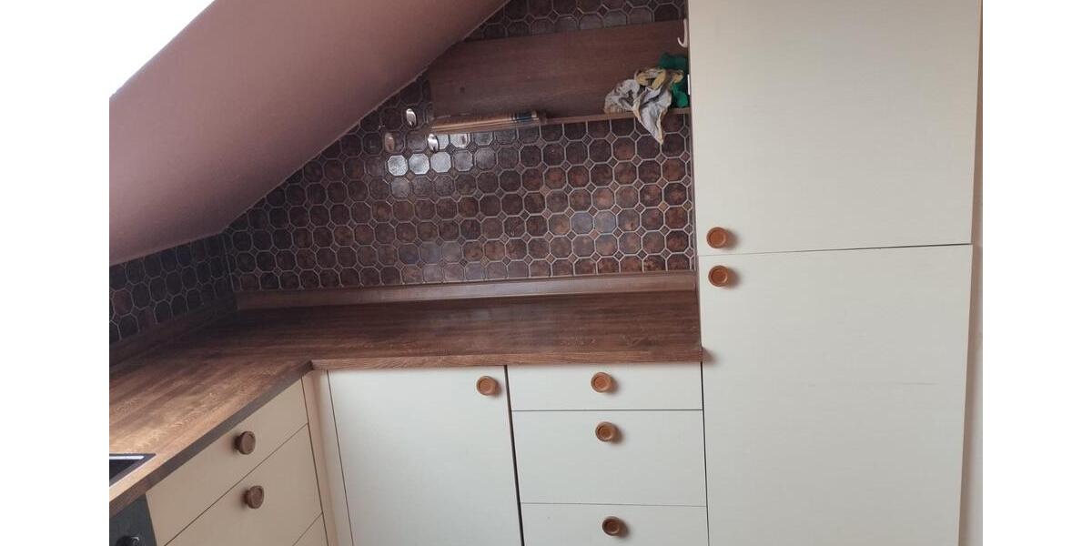 Dachgeschoßwohnung Neresheim - 2 Zimmer, 76 m&sup2;, 700&euro; | Angebot:25990810