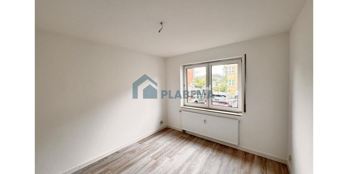 Erdgeschoßwohnung Neubrandenburg - 4 Zimmer, 91 m&sup2;, 1.240&euro; | Angebot:26646788