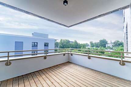 Wohnung zum Mieten in Chemnitz 1.260 € 86 m² 3 zimmer