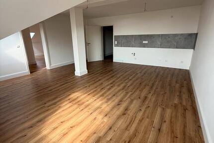 Wohnung Celle - 2 Zimmer, 100 m&sup2;, 645&euro; | Angebot:20367882