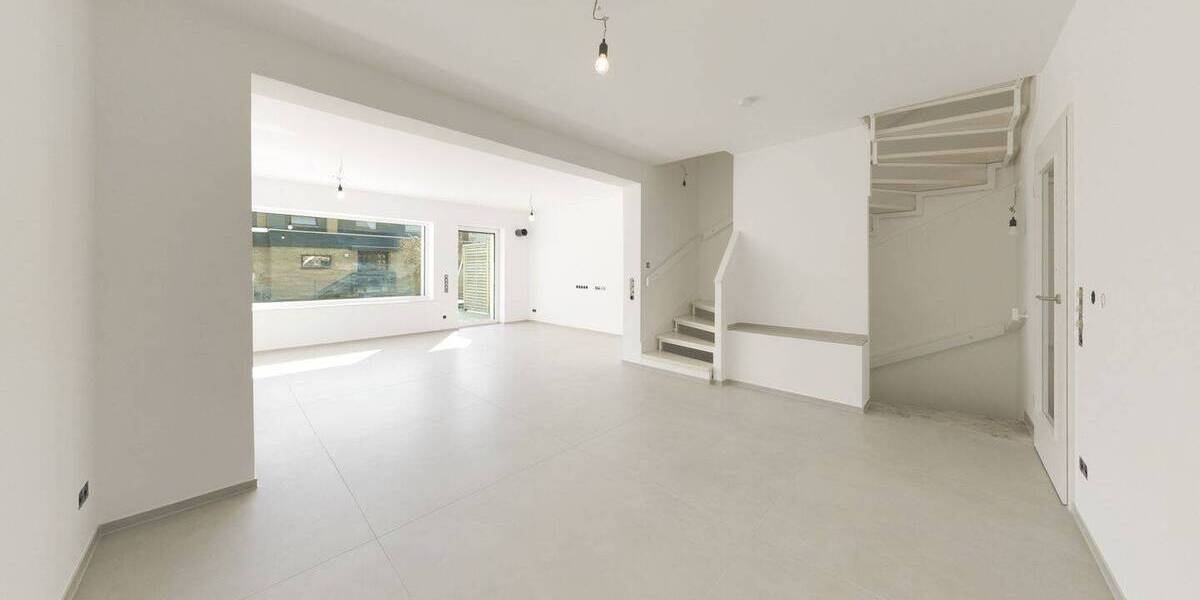 Reihenmittelhaus Burgdorf - 4 Zimmer, 145 m&sup2;, 2.100&euro; | Angebot:26438784